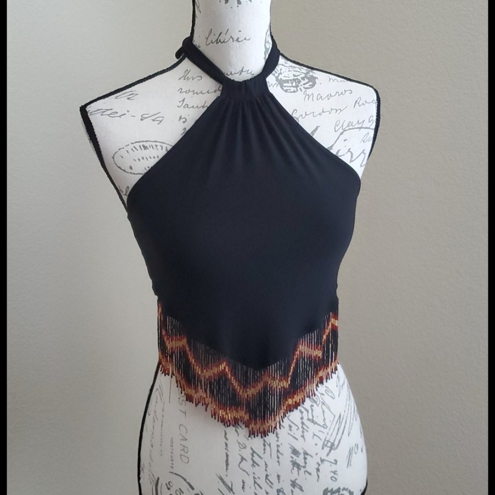 🔥 Unique beaded halter crop top.